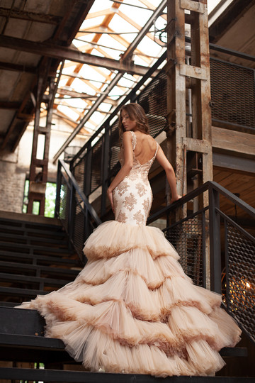 Helen gown, 2018, couture, dress, evening, vanilla, lace, train, mermaid, bridal, tulle, archive