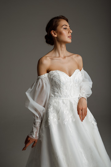 Платье Эдит, 2020, одежда, платье, свадебное, молочно-белый, кружево, вышивка, сетка, рукава, А-силуэт, архив