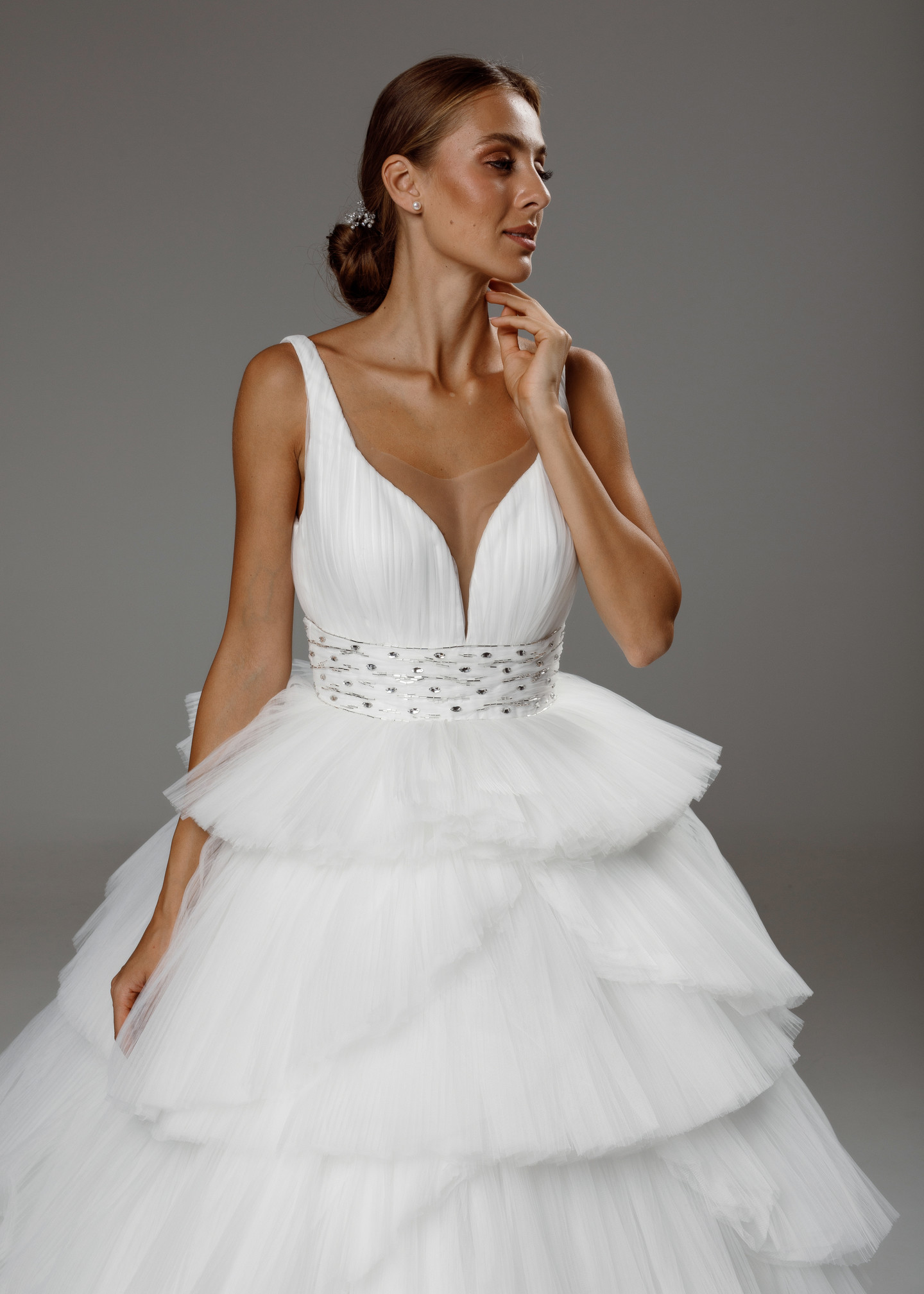 Платье Вивьен, 2020, одежда, платье, свадебное, молочно-белый, сетка, вышивка, А-силуэт, шлейф, архив