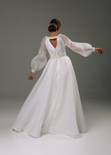Платье Долорес, 2020, одежда, платье, свадебное, молочно-белый, вышивка, рукава, А-силуэт, архив