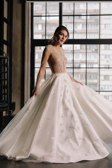 Estelle gown, 2019, couture, dress, bridal, off-white, satin, embroidery, sleeves, A-line, archive