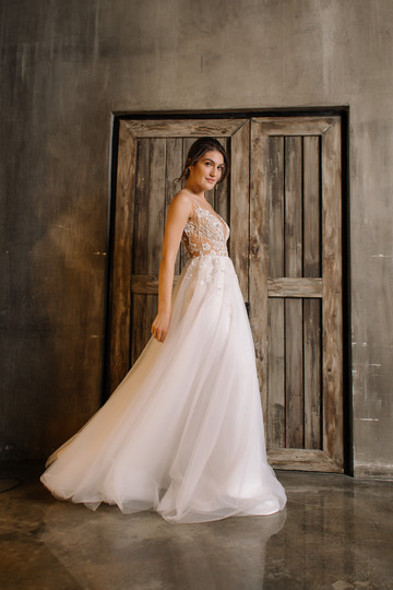 Florence gown, 2019, couture, dress, bridal, off-white, tulle, A-line, embroidery