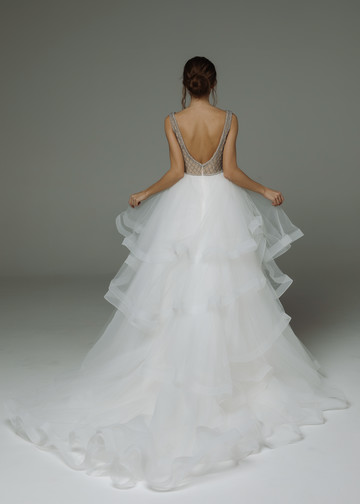 Платье Мэриан, 2019, одежда, платье, свадебное, молочно-белый, сетка, вышивка, шлейф, А-силуэт
