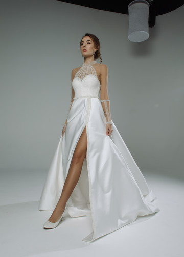 Magali gown, 2019, couture, dress, bridal, off-white, satin, embroidery, train, sleeves, A-line, archive