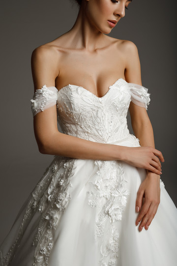 Melisa gown, 2020, couture, dress, bridal, off-white, lace, A-line, lacing corset, archive