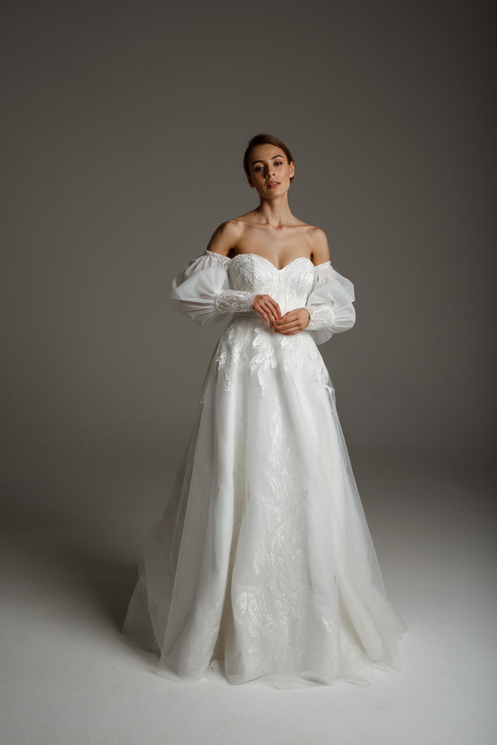 Платье Эдит, 2020, одежда, платье, свадебное, молочно-белый, кружево, вышивка, сетка, рукава, А-силуэт, архив