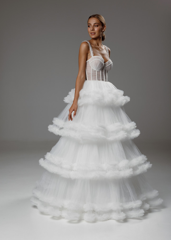 Платье Аврора, 2020, одежда, платье, свадебное, молочно-белый, сетка, вышивка, А-силуэт, шнуровка