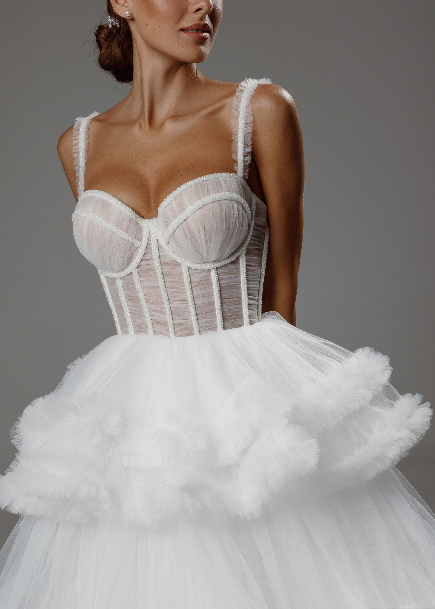 Платье Аврора, 2020, одежда, платье, свадебное, молочно-белый, сетка, вышивка, А-силуэт, шнуровка, архив