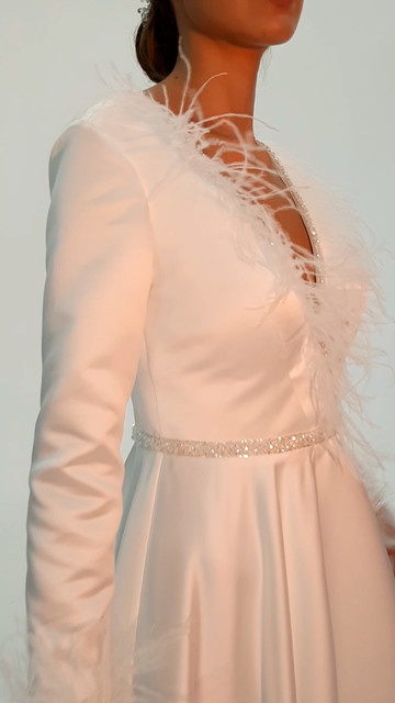 Платье Анисья, 2020, одежда, платье, свадебное, молочно-белый, атлас, вышивка, А-силуэт, рукава, скидка, распродажа