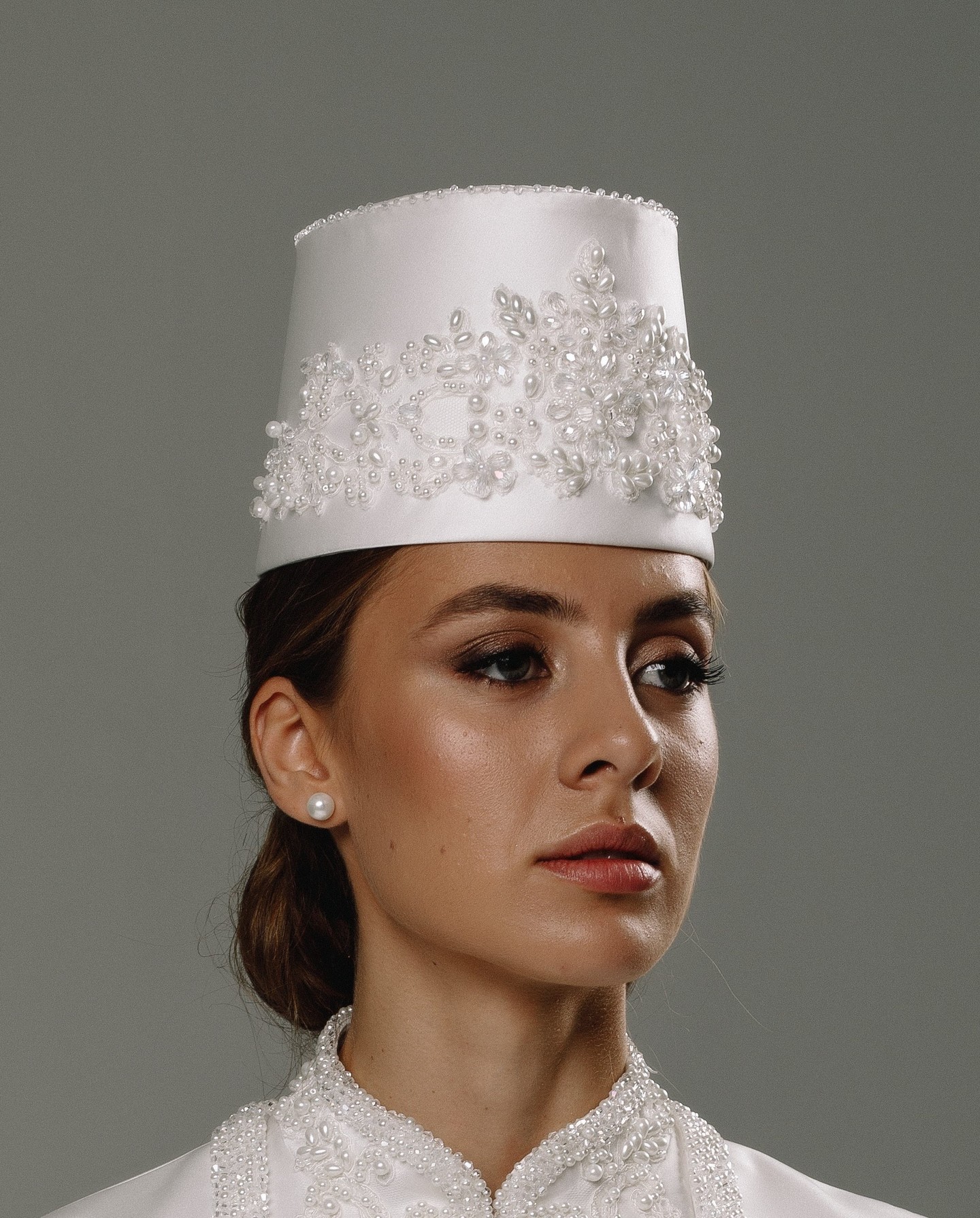Roxana headdress, 2020, accessories, headdress, bridal, off-white, Roxana, embroidery, archive