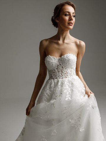 Nicole gown, 2021, couture, dress, bridal, off-white, lace, A-line, train, lacing corset