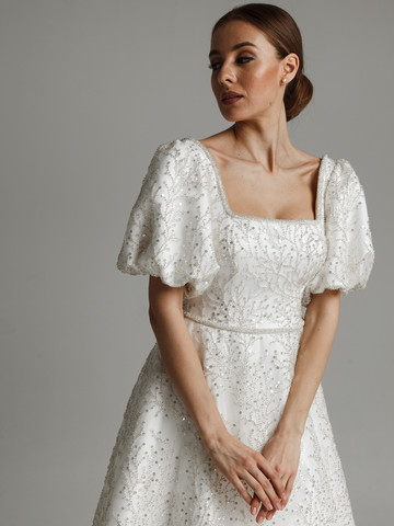 Martha gown, 2021, couture, dress, bridal, off-white, lace, A-line, train, sleeves, archive