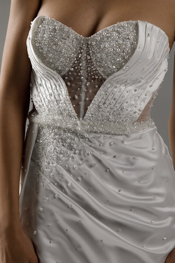 Платье Вилма, 2021, одежда, платье, свадебное, молочно-белый, атлас, вышивка, прямой силуэт, шлейф