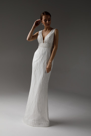 Runa gown, 2021, couture, dress, bridal, off-white, embroidery, sheath silhouette, popular