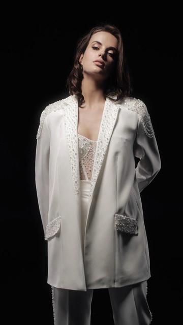 Beaded jacket with epaulettes, 2021, couture, jacket, bridal, off-white, beaded bridal suit #3, sleeves, embroidery