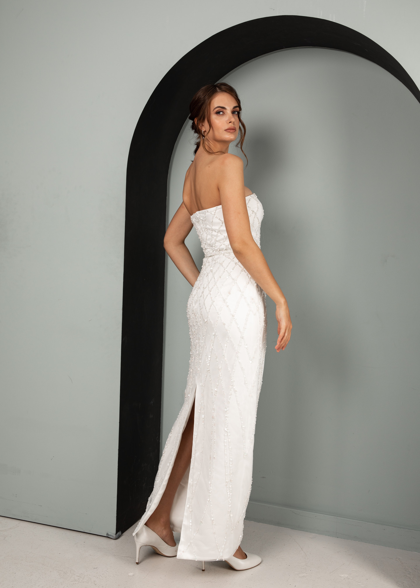 Grace dress, 2021, couture, dress, bridal, off-white, embroidery, sheath silhouette