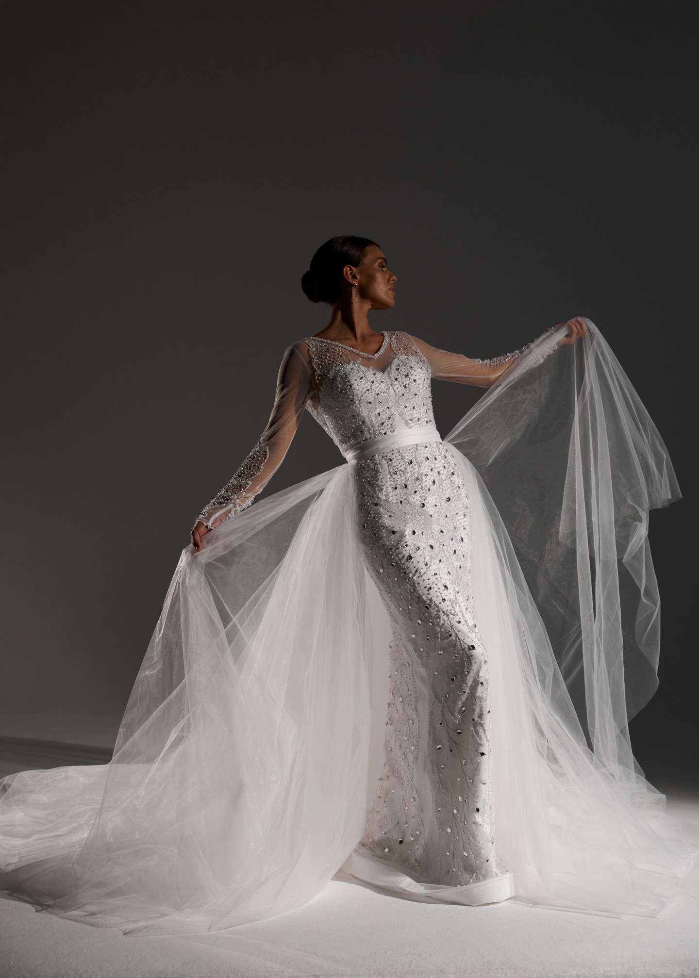 Платье Адриана, 2021, одежда, платье, свадебное, молочно-белый, Адриана, вышивка, прямой силуэт, рукава