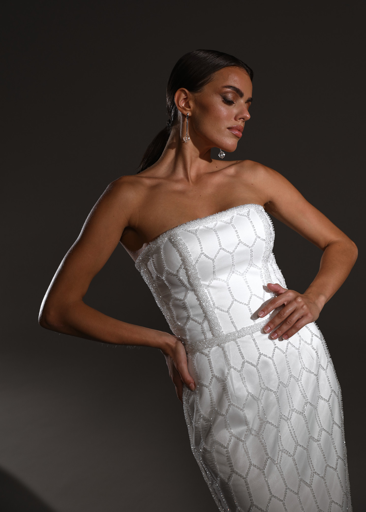 Платье Рания, 2021, одежда, платье, свадебное, молочно-белый, вышивка, прямой силуэт