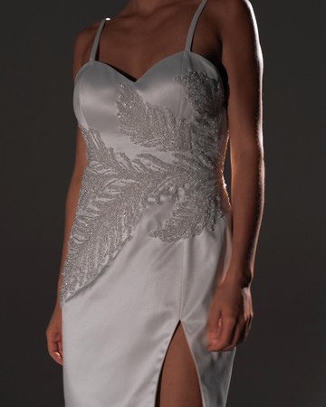 Alma dress, 2021, couture, dress, bridal, off-white, embroidery, sheath silhouette