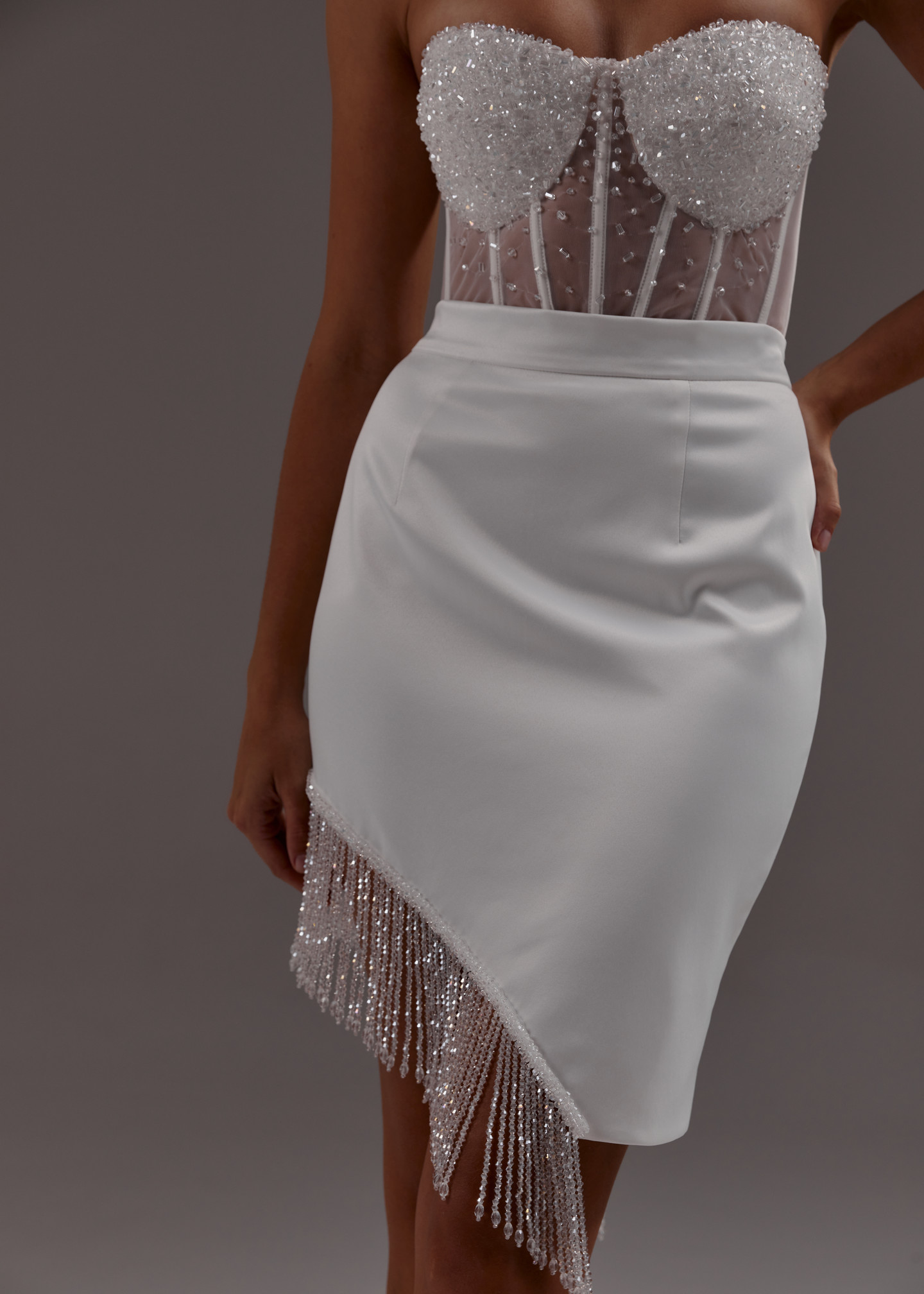 Юбка с бахромой, 2023, одежда, юбка, свадебное, молочно-белый, белый комплект расшитый кристаллами №1, вышивка, белый комплект расшитый кристаллами №2